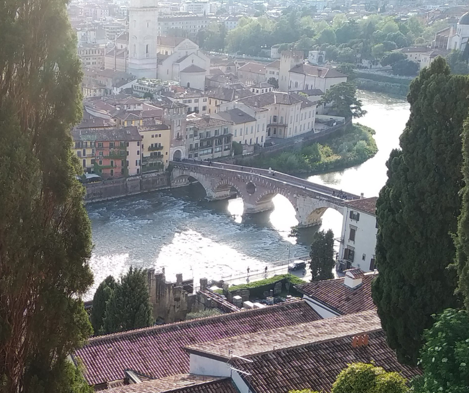 Ponte Pietra - Meeting Point | Hills Walking tour