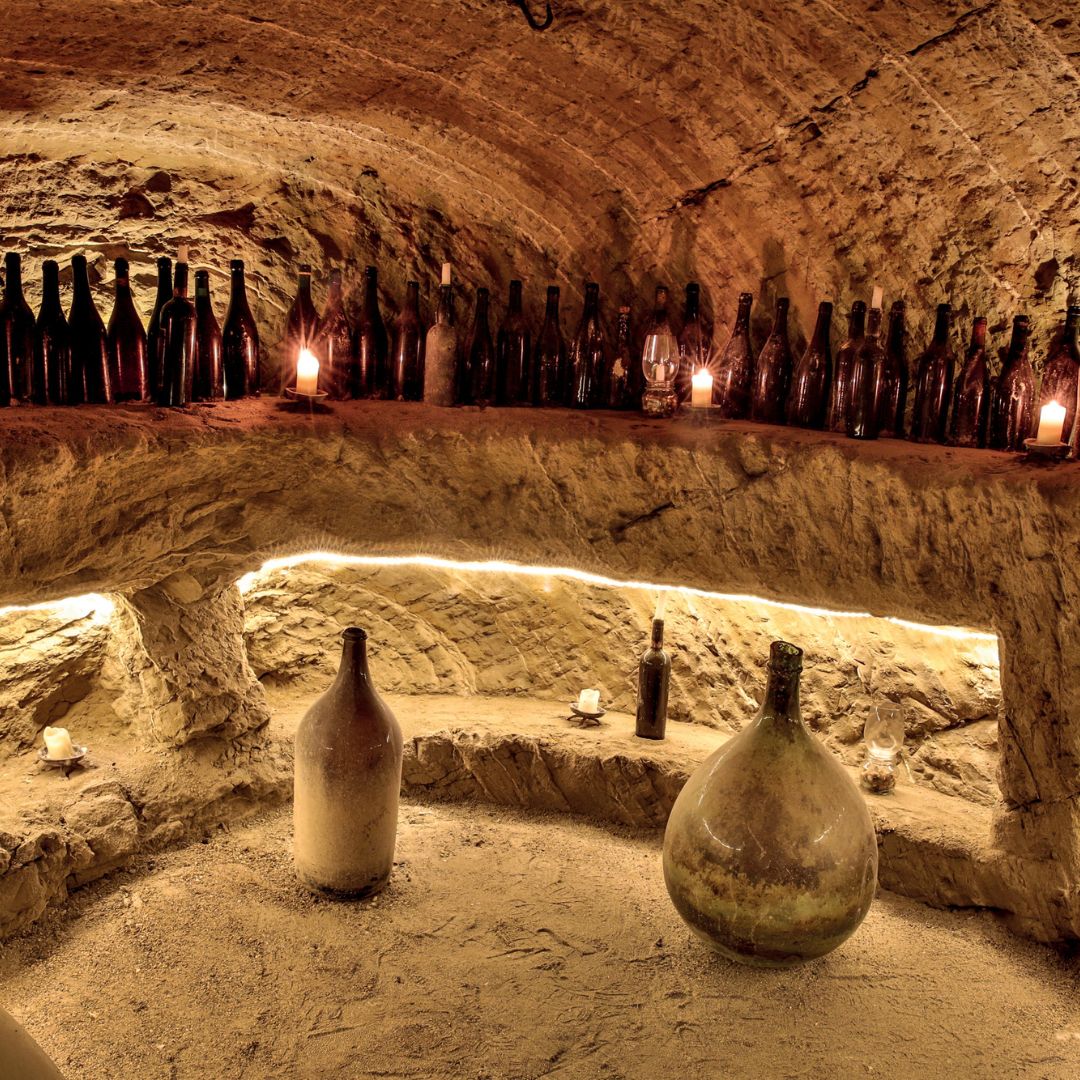 Underground Cave Visit with Food & Wine Tasting near Asti