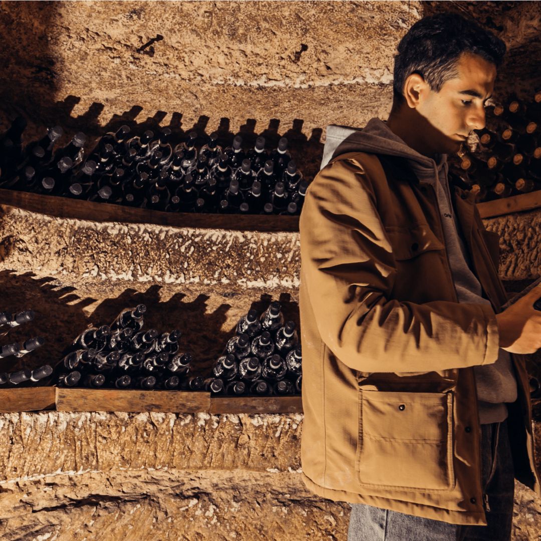 Underground Cave Visit with Food & Wine Tasting near Asti