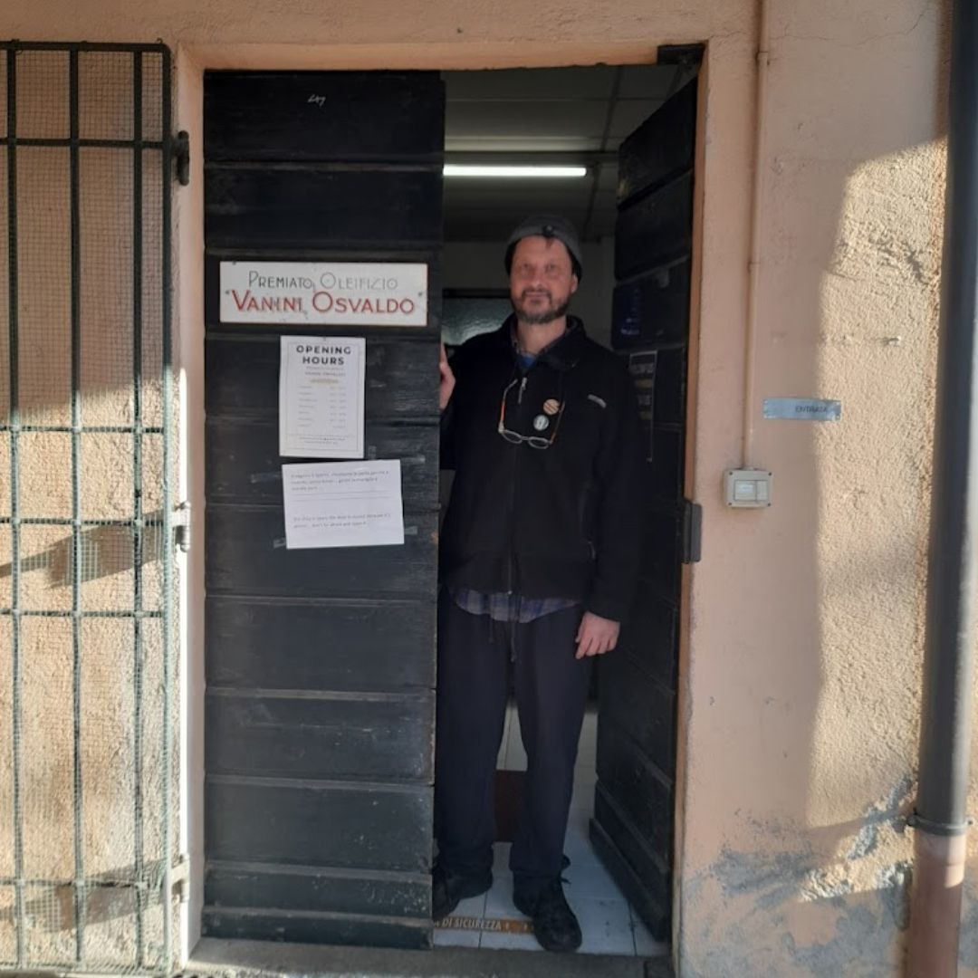 Degustazione di olio d'oliva con passeggiata facoltativa in uliveto sul Lago di Como