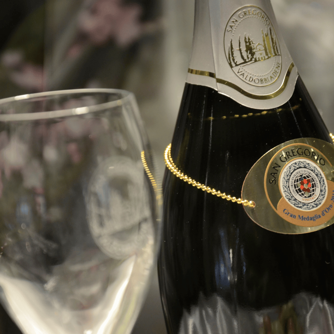 Prosecco-Verkostung in einem Weingut auf dem Land