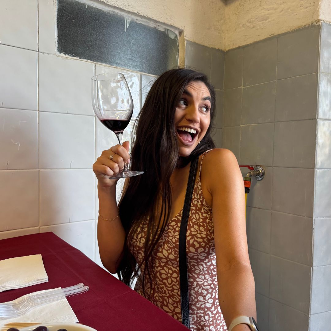 Degustazione di vini e visita ad un borgo medievale dei Castelli Romani