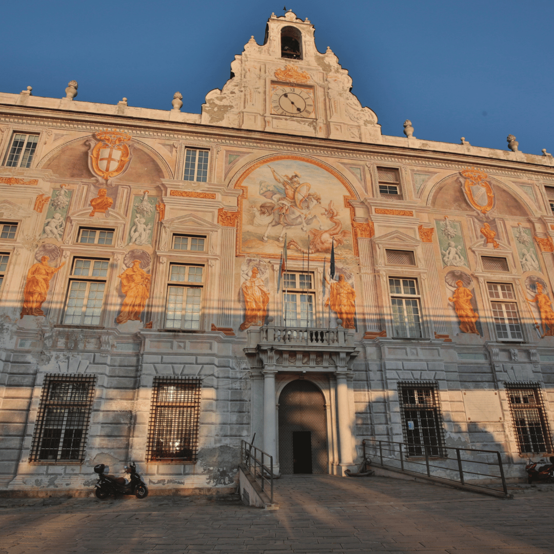 Guided Food Tour with Wine Tastings in Genoa