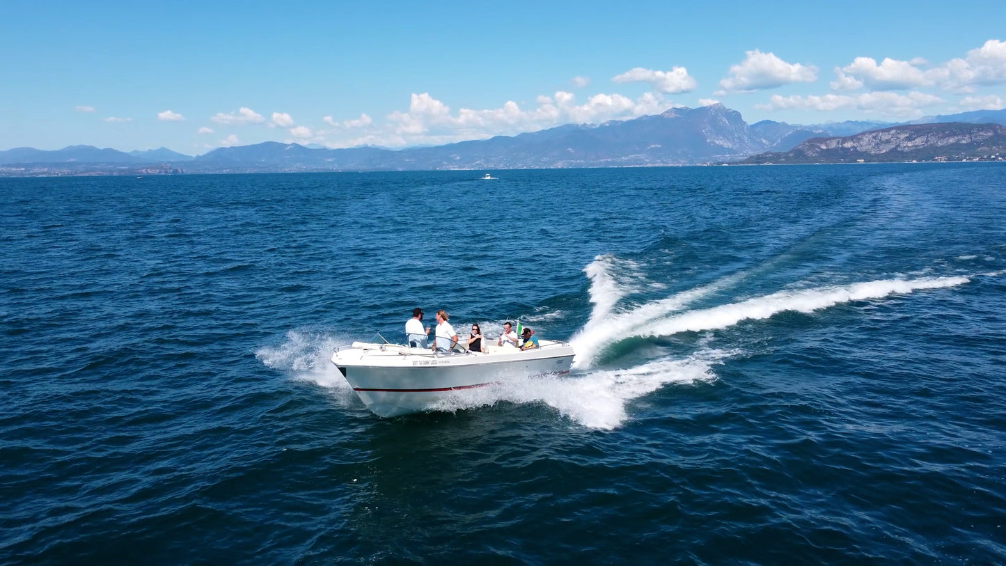 Sunset Cruise with wine aperitif from Lazise