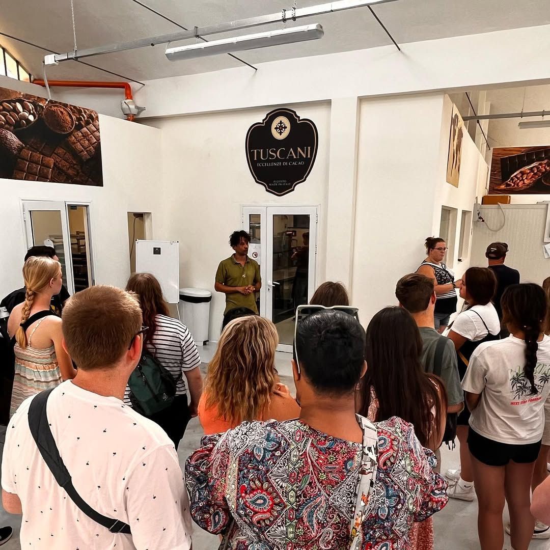 Chocolate Factory Guided Tour with Tasting near Lucca