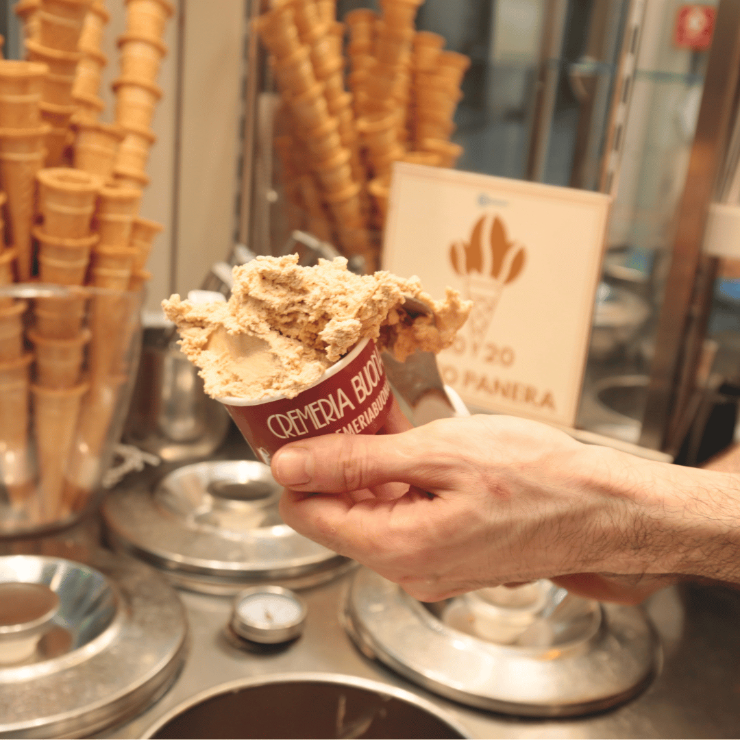 Guided Food Tour with Wine Tastings in Genoa