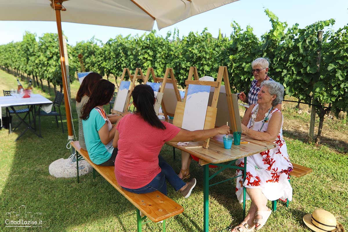 Esperienza artistica con degustazione di cibo e vino nei vigneti
