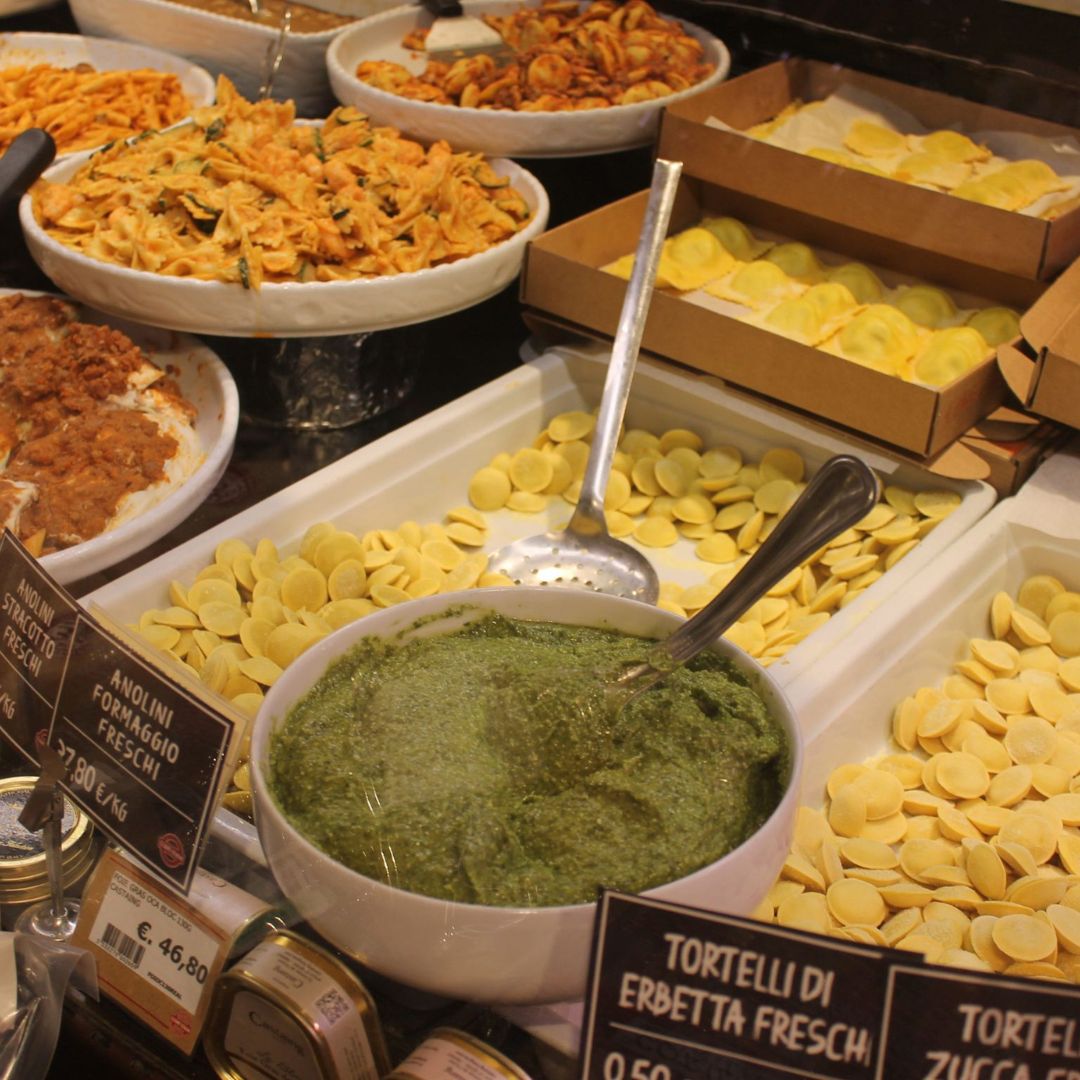 Food Tour with Tastings & Sightseeing in Parma