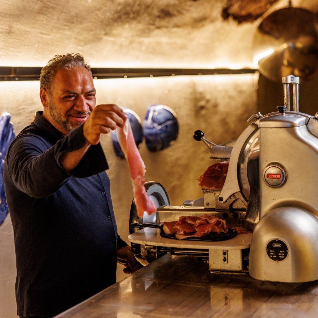 Wine Tasting & Food Pairing in Underground Cellar in Rome