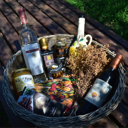 Olive Mill Tour with Oil & Food Tasting near Chianciano, Siena & Perugia