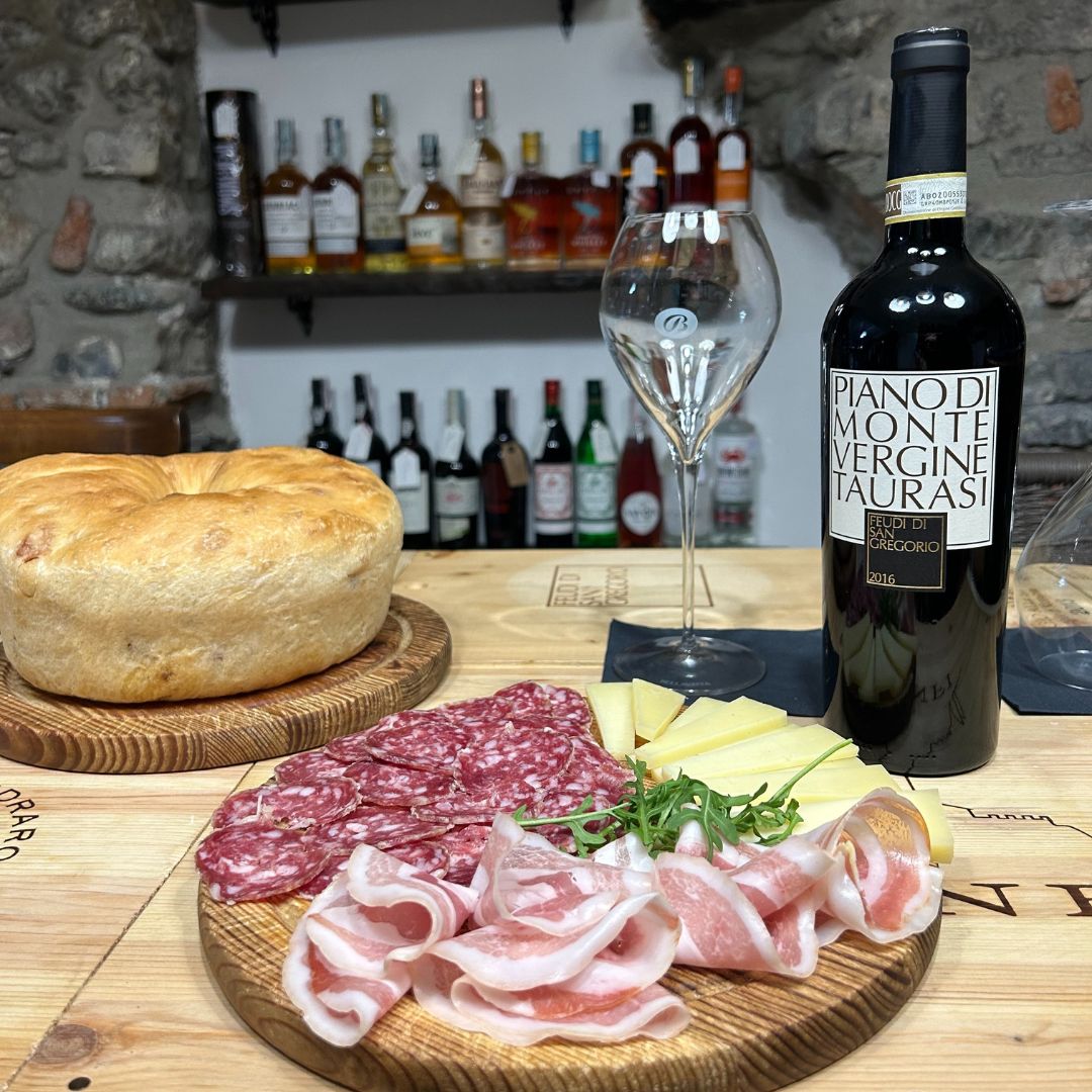 Degustazione di Vini con Abbinamento Cibo al Lago di Como