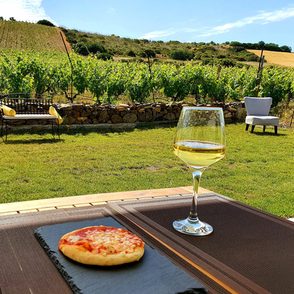 Boutique-Weingut-Tour mit Wein- und Essenverkostung in der Nähe von Cagliari