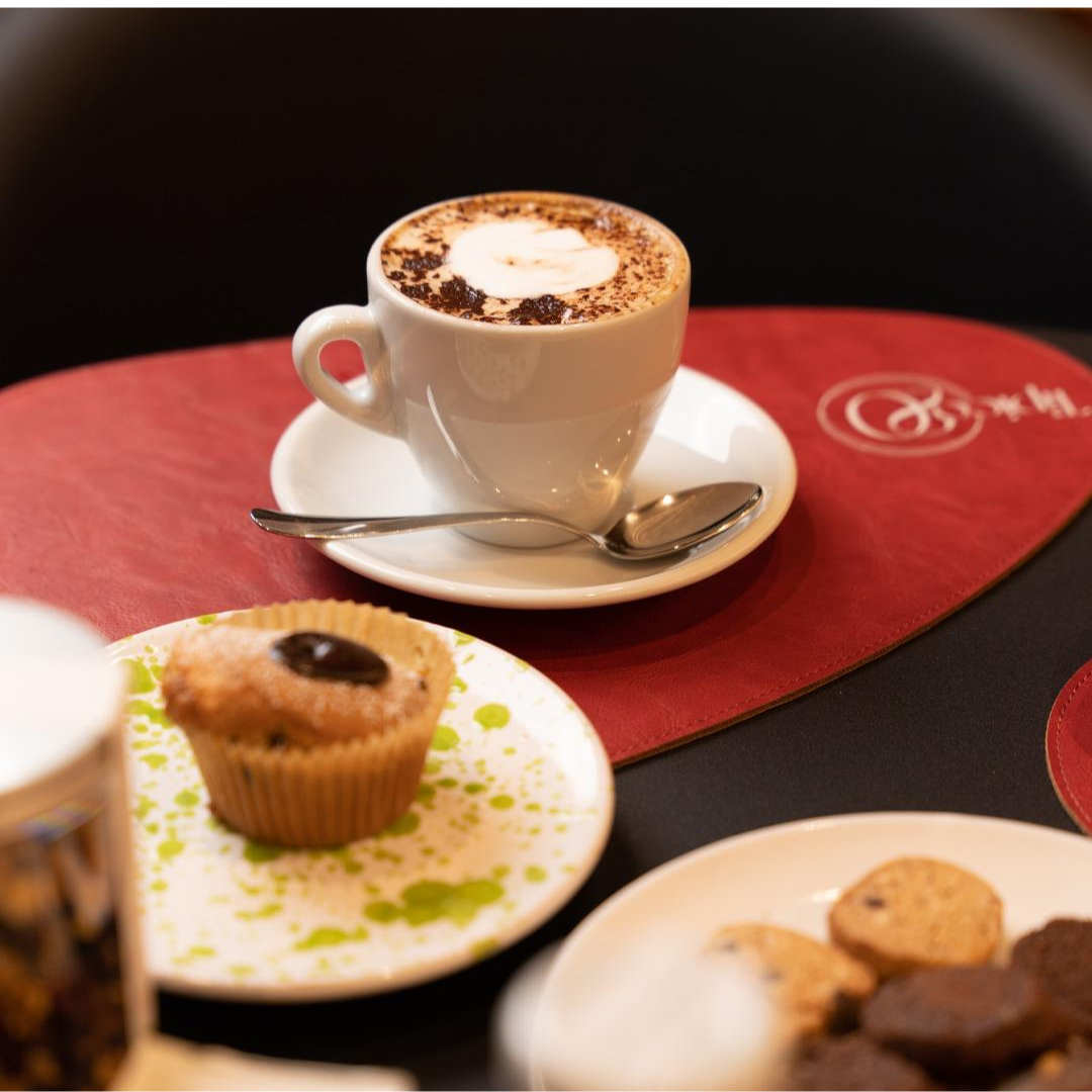Laboratorio e degustazione di caffè specialty con pasticcini a Roma