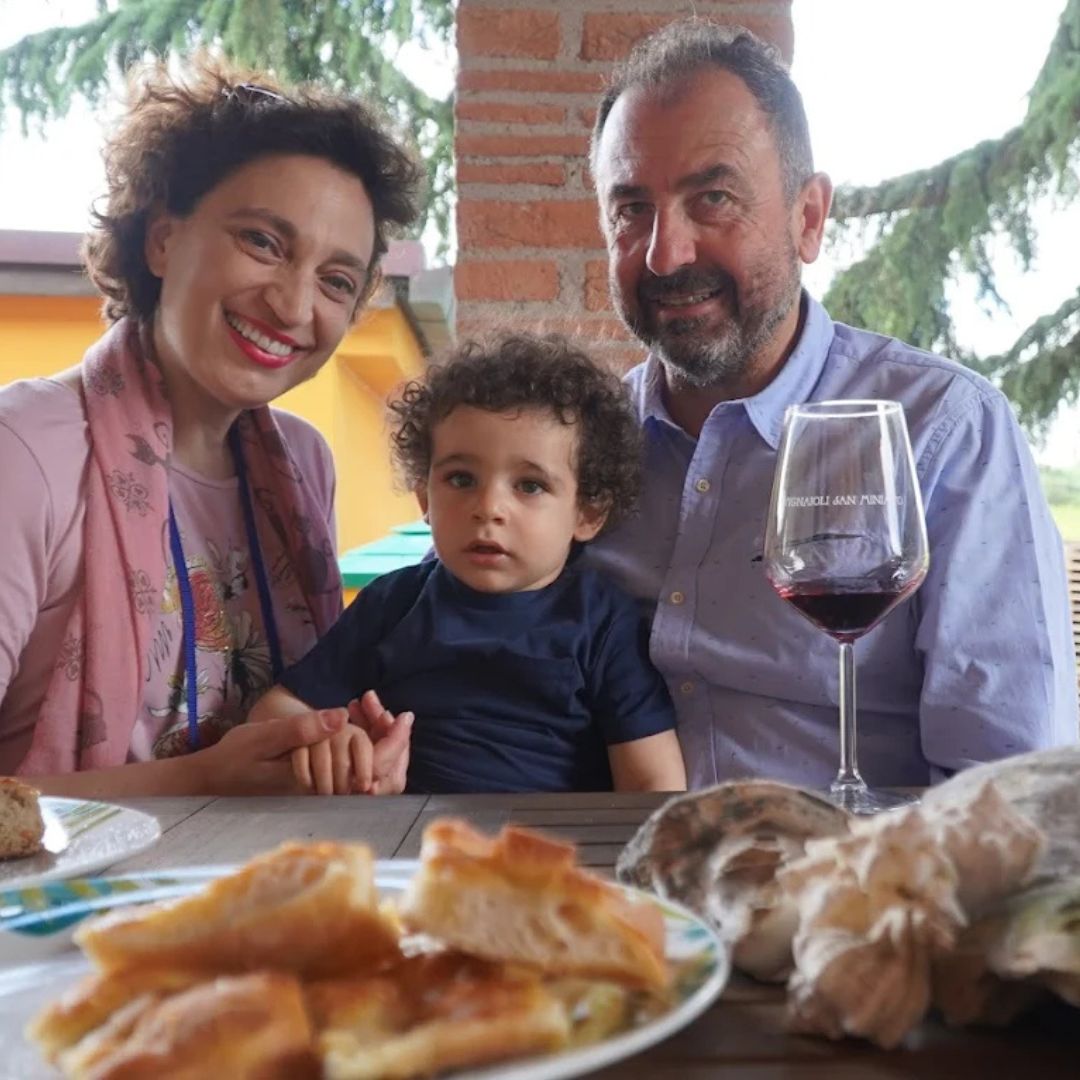 Organic Wine Tasting and Vineyard Tour near Empoli and Pisa
