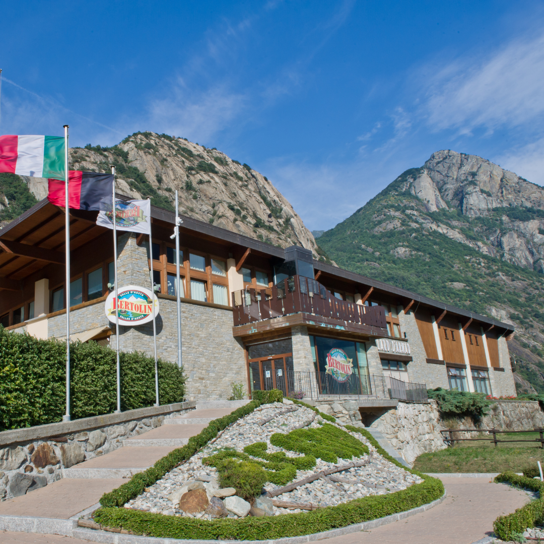 Cured Meat Hut Tour with Tasting & Wine in Arnad 3 Aosta