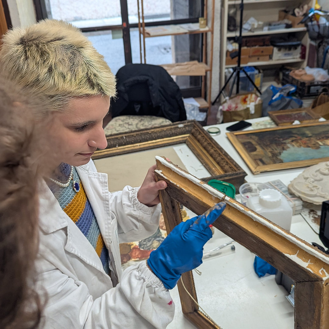 Art Restoration Workshop in Verona with Expert 5 Verona