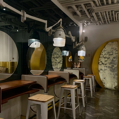 Guided Wine Tasting & Food in a Ship-like Wine Bar in Lecce 2 Lecce