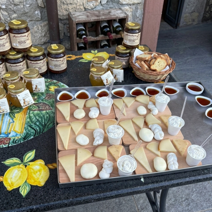 Sorrento Mozzarella Making Show & Dairy Tour 1 Napoli